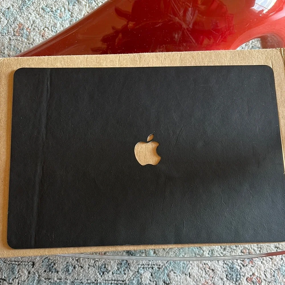 MacBook Premium Leather Cover